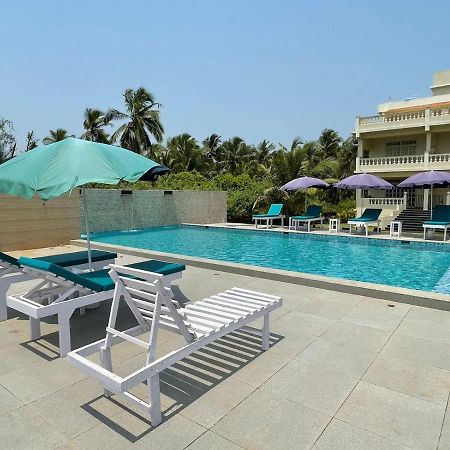 Kay'S By The Sea Hotell Ajgaon Exteriör bild