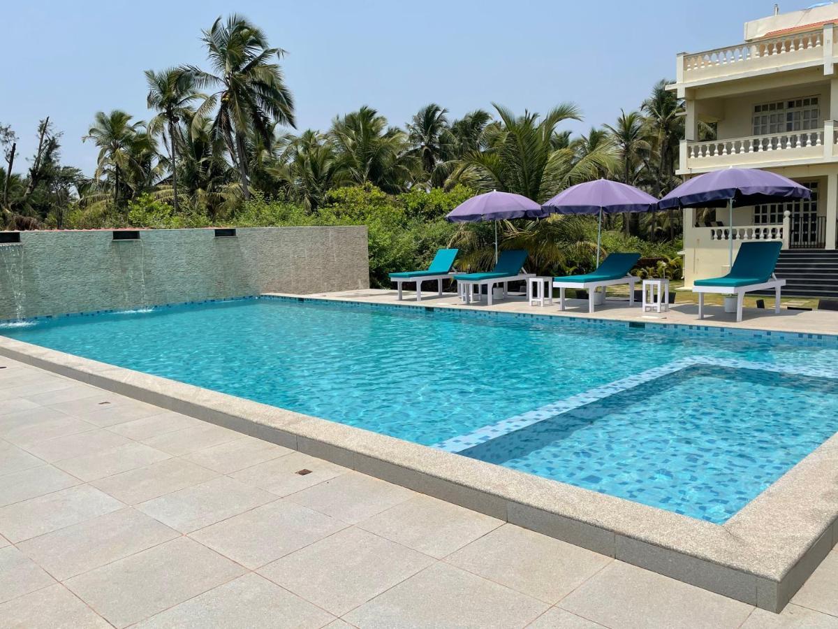 Kay'S By The Sea Hotell Ajgaon Exteriör bild