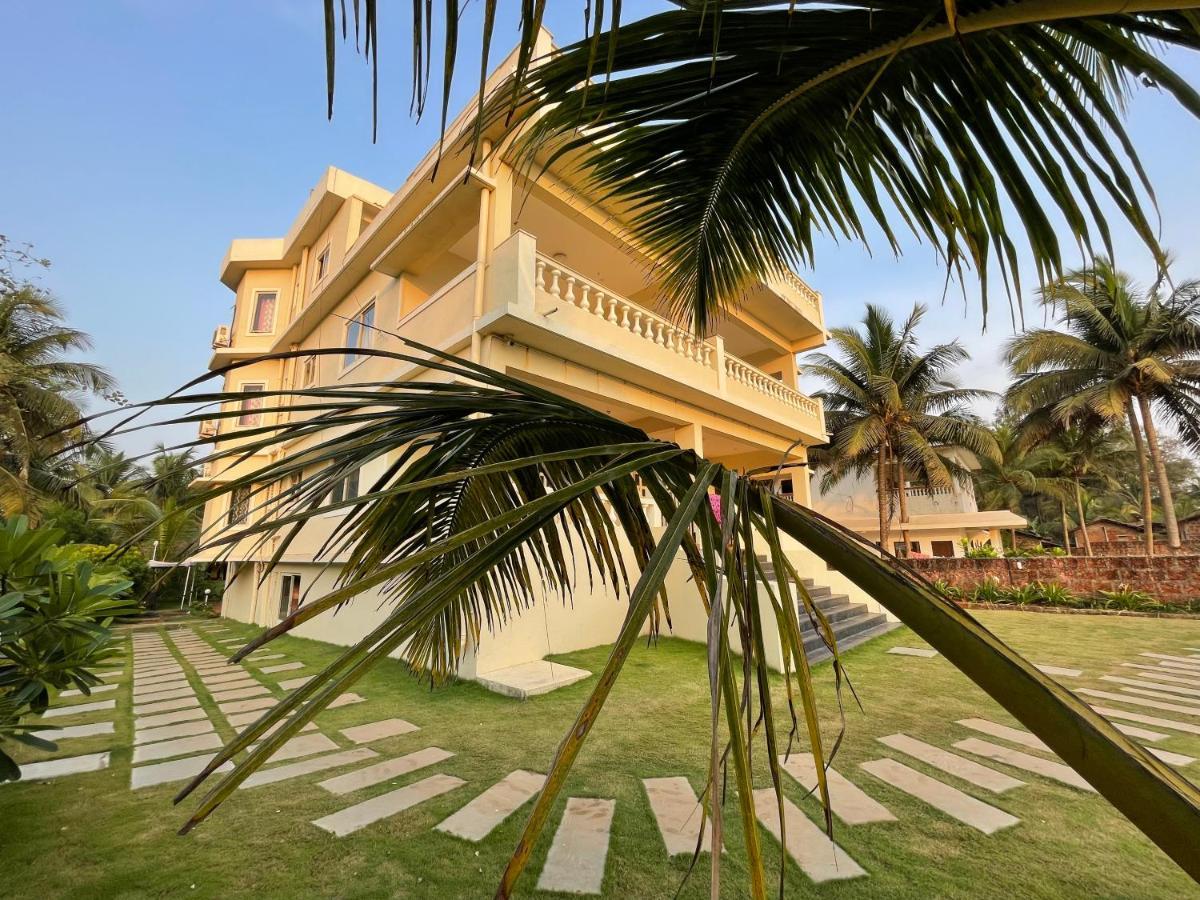 Kay'S By The Sea Hotell Ajgaon Exteriör bild