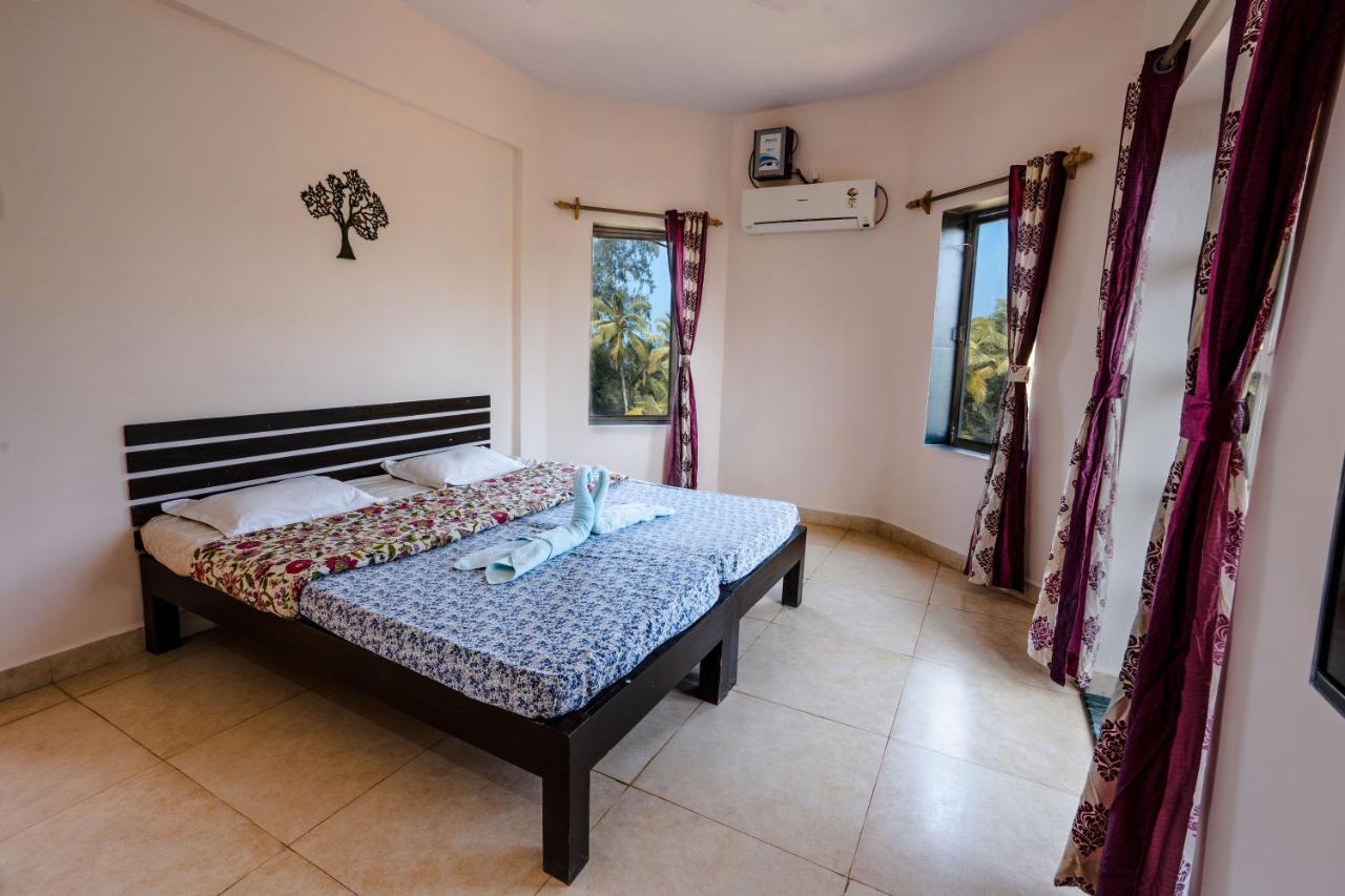 Kay'S By The Sea Hotell Ajgaon Exteriör bild