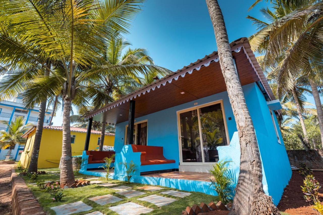 Kay'S By The Sea Hotell Ajgaon Exteriör bild
