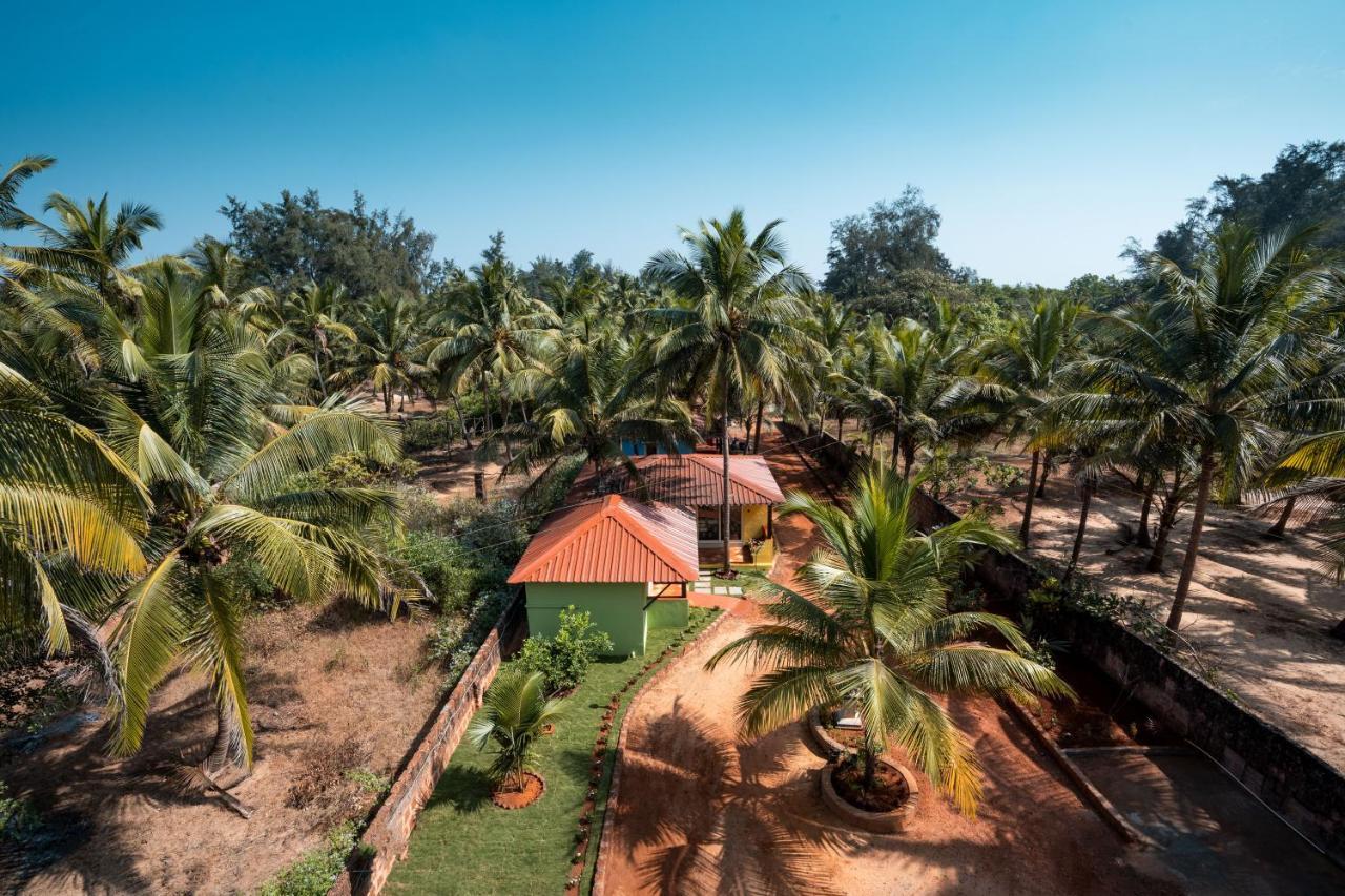 Kay'S By The Sea Hotell Ajgaon Exteriör bild
